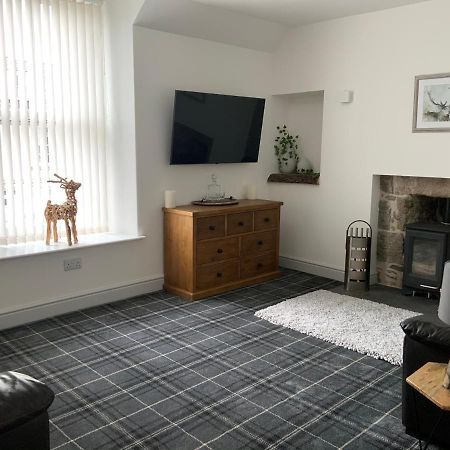 Deeside Snugs Apartments Kincardine O'Neil Exteriör bild