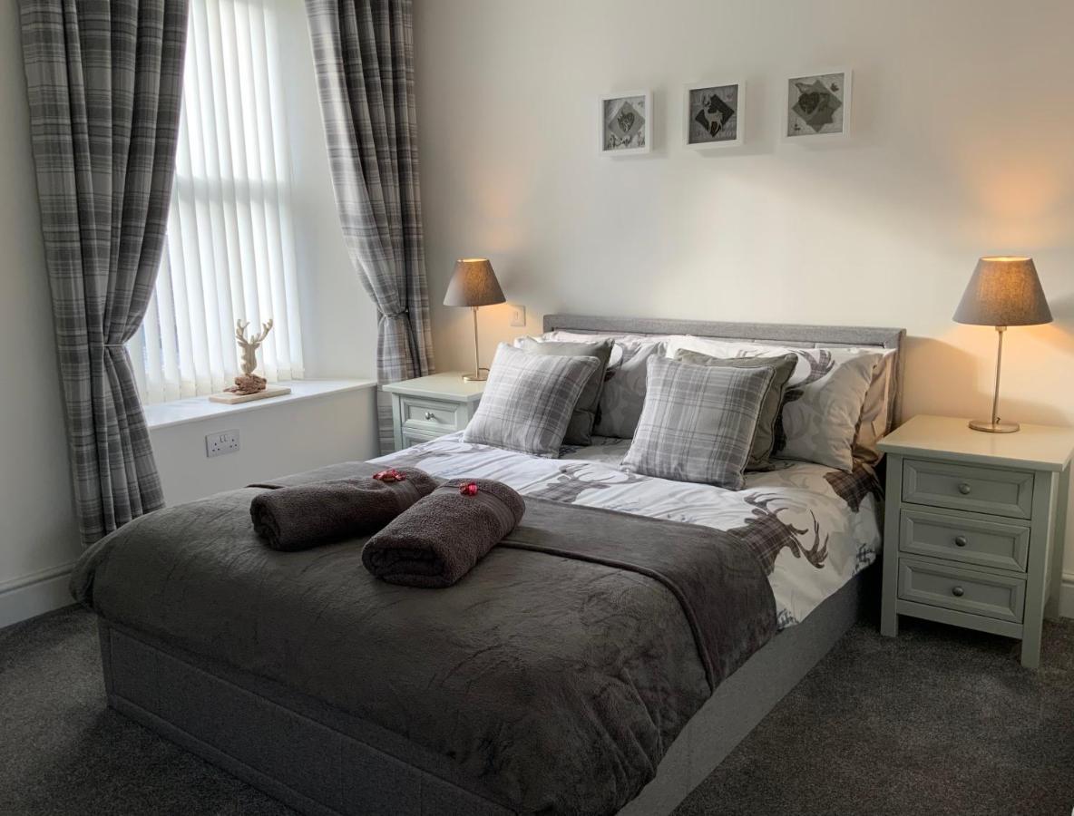 Deeside Snugs Apartments Kincardine O'Neil Exteriör bild