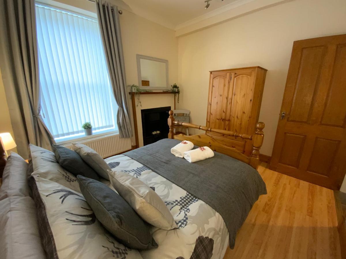 Deeside Snugs Apartments Kincardine O'Neil Exteriör bild