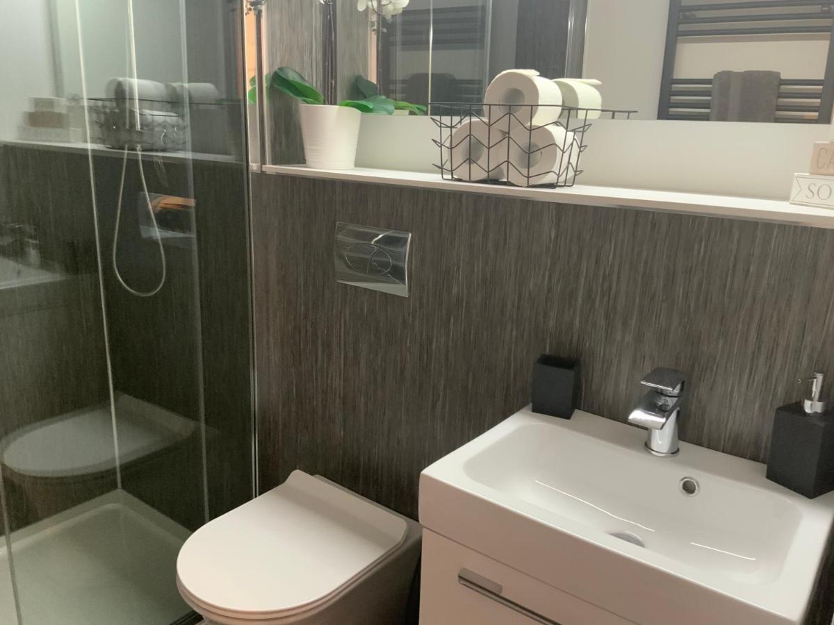 Deeside Snugs Apartments Kincardine O'Neil Exteriör bild