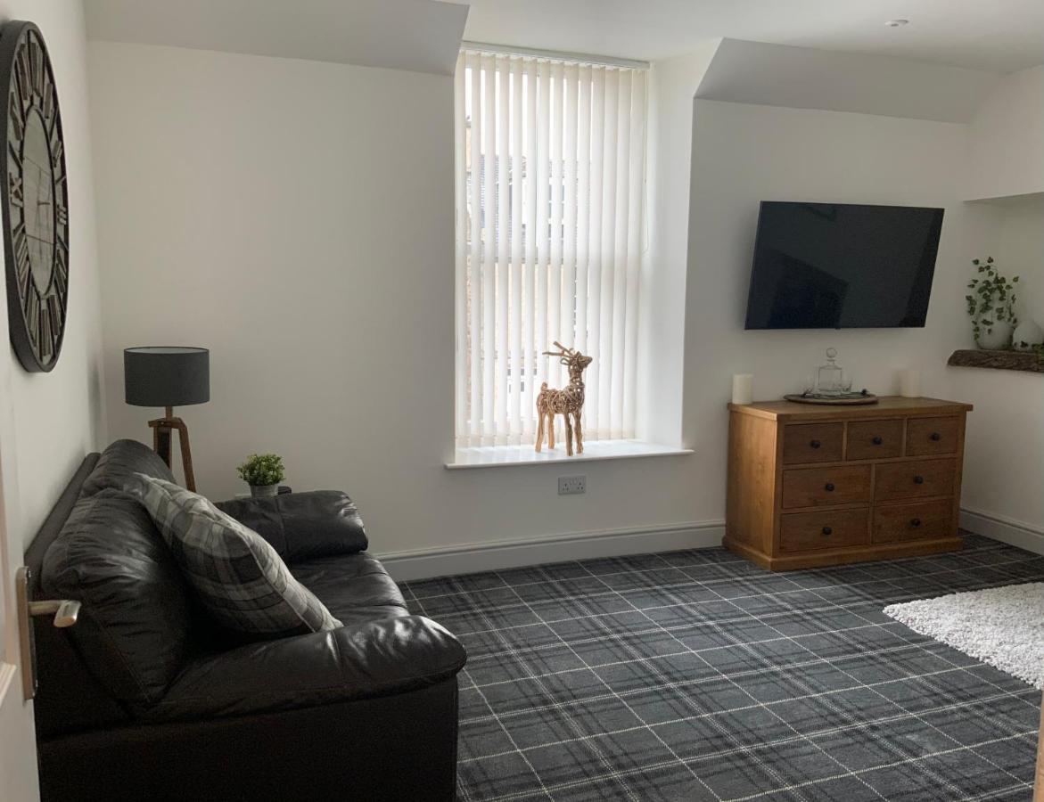 Deeside Snugs Apartments Kincardine O'Neil Exteriör bild